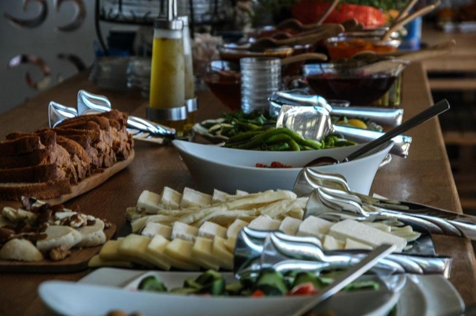 Oezhan Hotel Antalya Ngoại thất bức ảnh